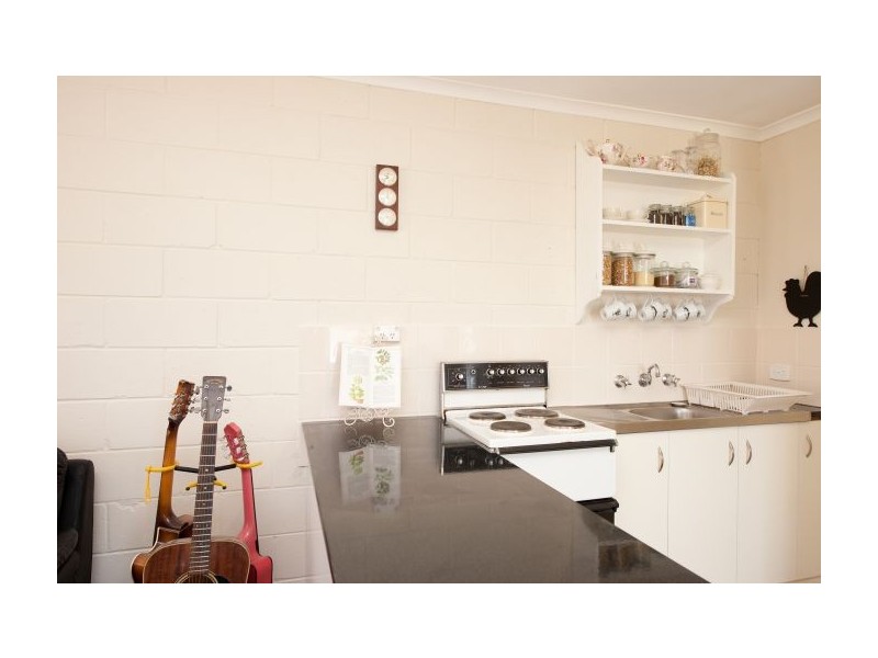 1/614 Hague Street, Lavington NSW 2641