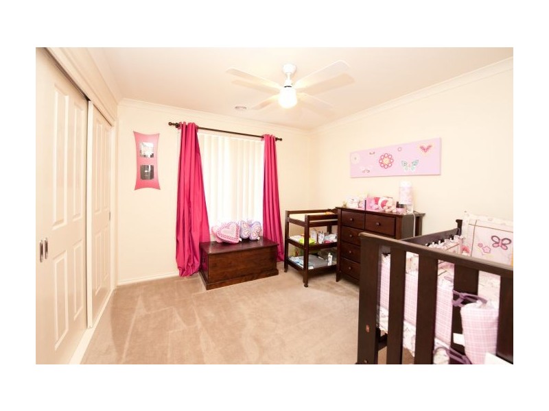 7 Dunne Crescent, Thurgoona NSW 2640