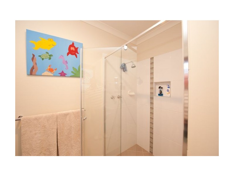 7 Dunne Crescent, Thurgoona NSW 2640