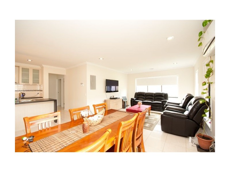 25. Kurrajong Cres, West Albury NSW 2640