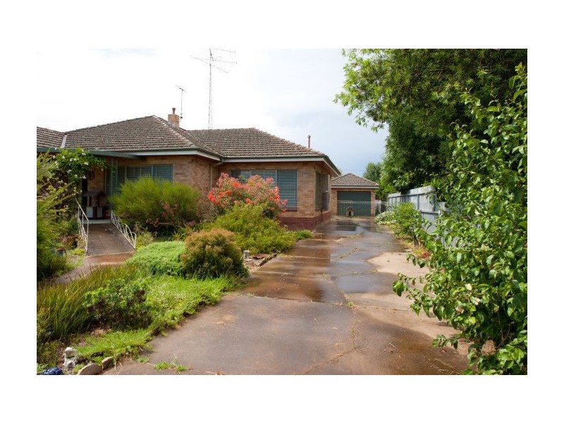 2 Hayes Street, Henty NSW 2658