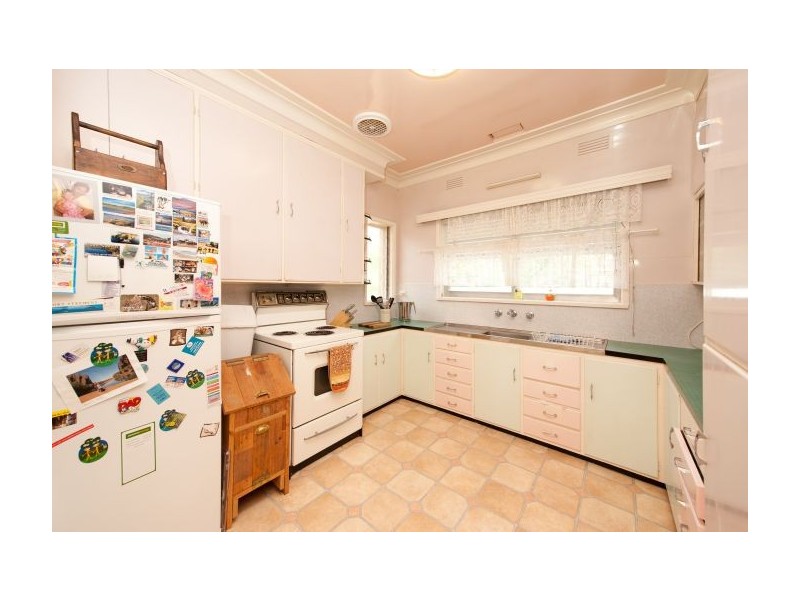 2 Hayes Street, Henty NSW 2658