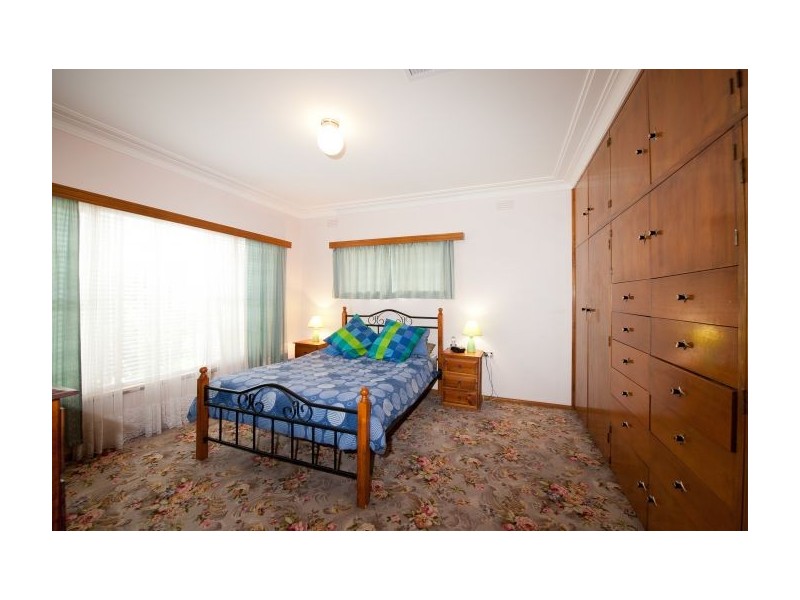 2 Hayes Street, Henty NSW 2658