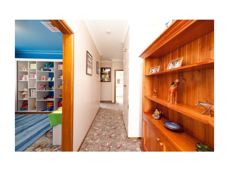 2 Hayes Street, Henty NSW 2658