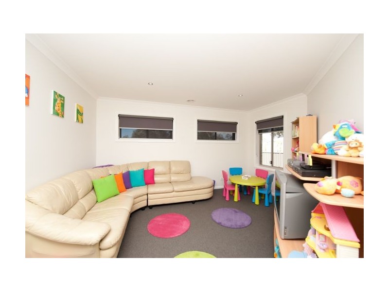 15 Redbox Drive, Thurgoona NSW 2640