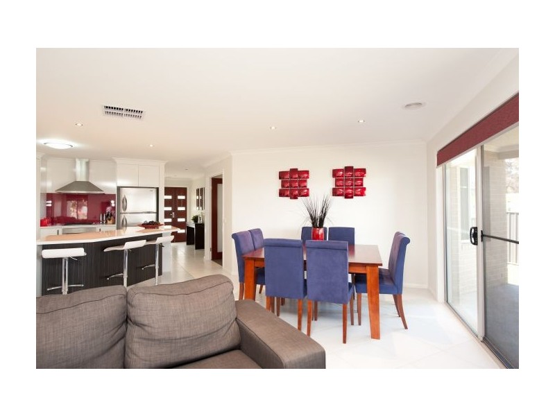 15 Redbox Drive, Thurgoona NSW 2640