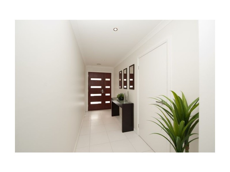 15 Redbox Drive, Thurgoona NSW 2640