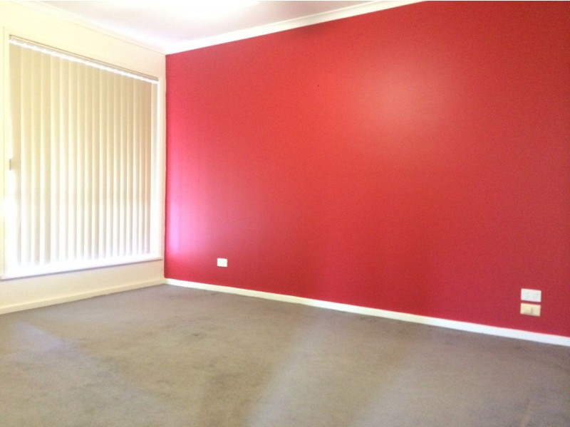 1/36 Jackling Dr, Lavington NSW 2641