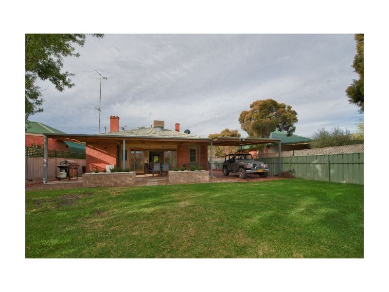 365 North Street, Albury NSW 2640