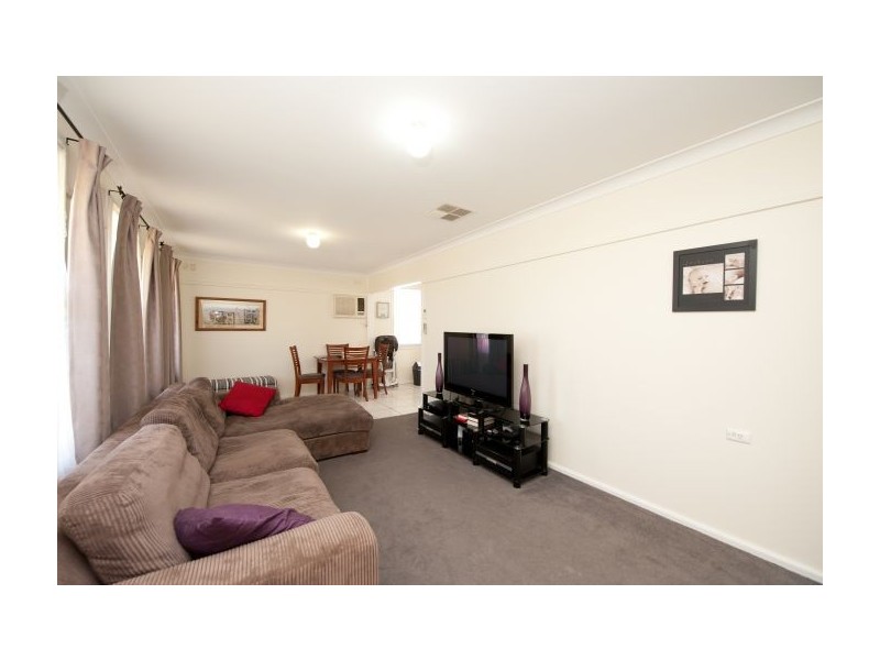 521  Webb, Lavington NSW 2641
