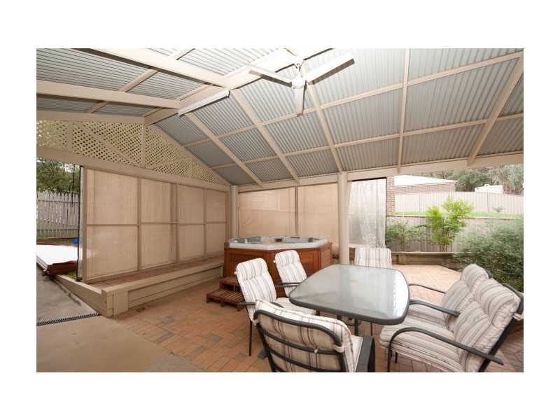 28 Briwood Crt, West Albury NSW 2640