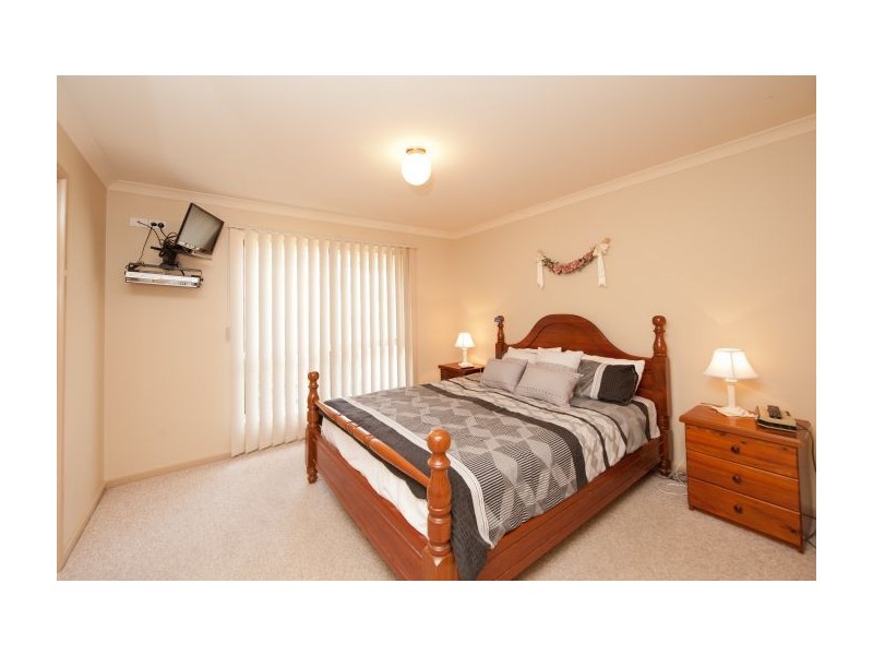 28 Briwood Crt, West Albury NSW 2640