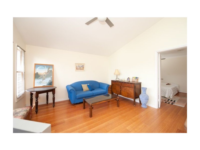 679 Pearsall Street, Lavington NSW 2641