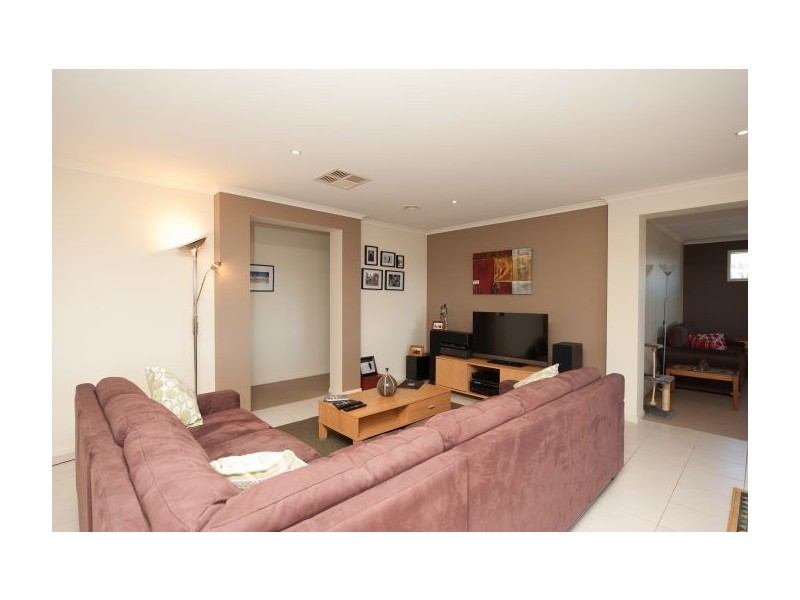 18 Rosewood Crt, Thurgoona NSW 2640