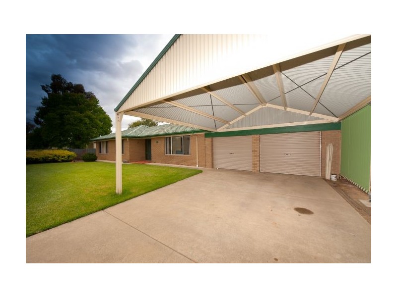 115 Creek St, Jindera NSW 2642