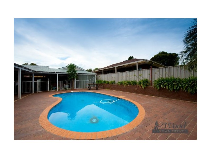 17 Maryville Way, Thurgoona NSW 2640