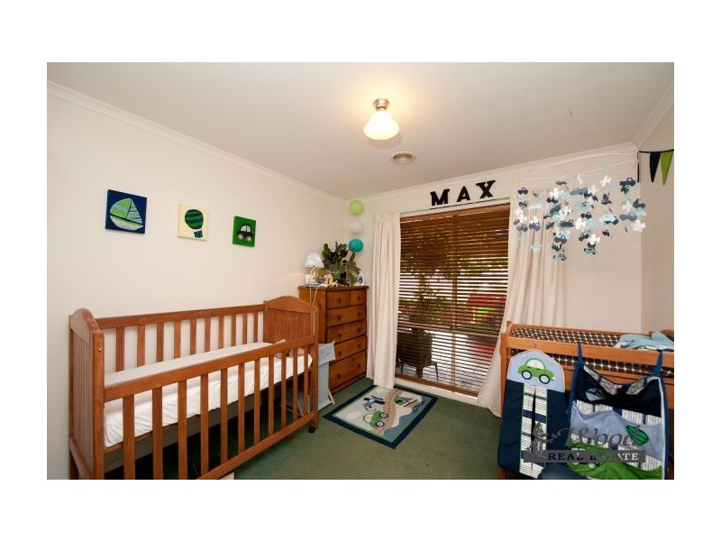 10 Newton Circuit, Thurgoona NSW 2640