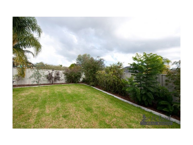 10 Newton Circuit, Thurgoona NSW 2640