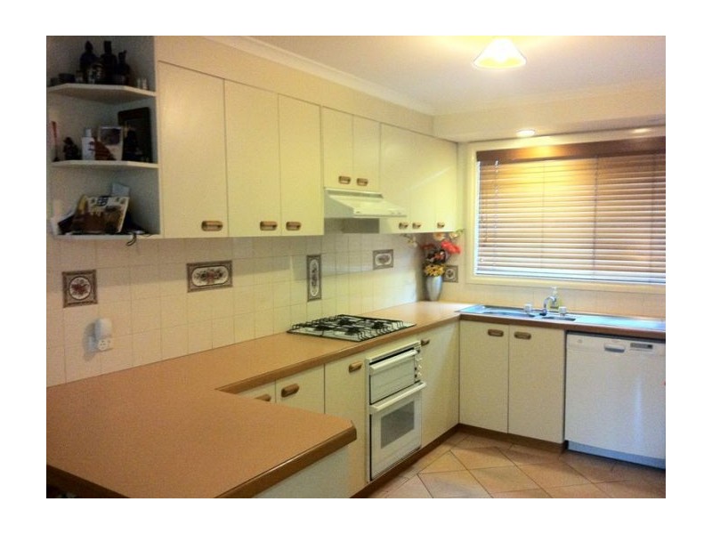 10 Marian Way, Lavington NSW 2641