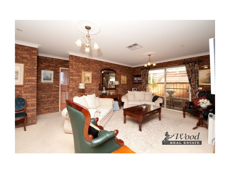 2/718 Peel Street, Albury NSW 2640