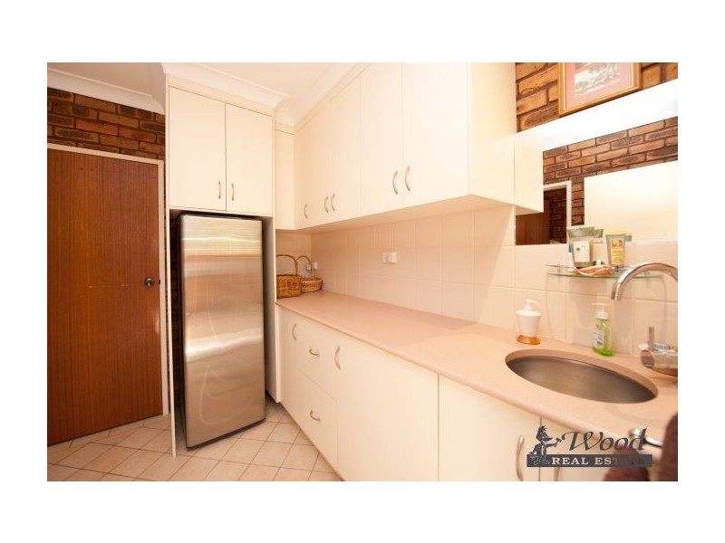 2/718 Peel Street, Albury NSW 2640