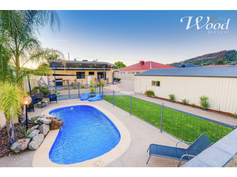 570 Nagle Road, Lavington NSW 2641