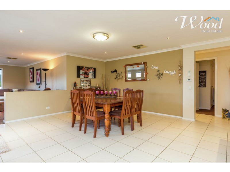 570 Nagle Road, Lavington NSW 2641