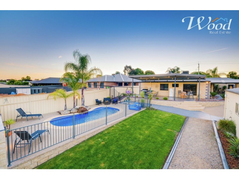 570 Nagle Road, Lavington NSW 2641