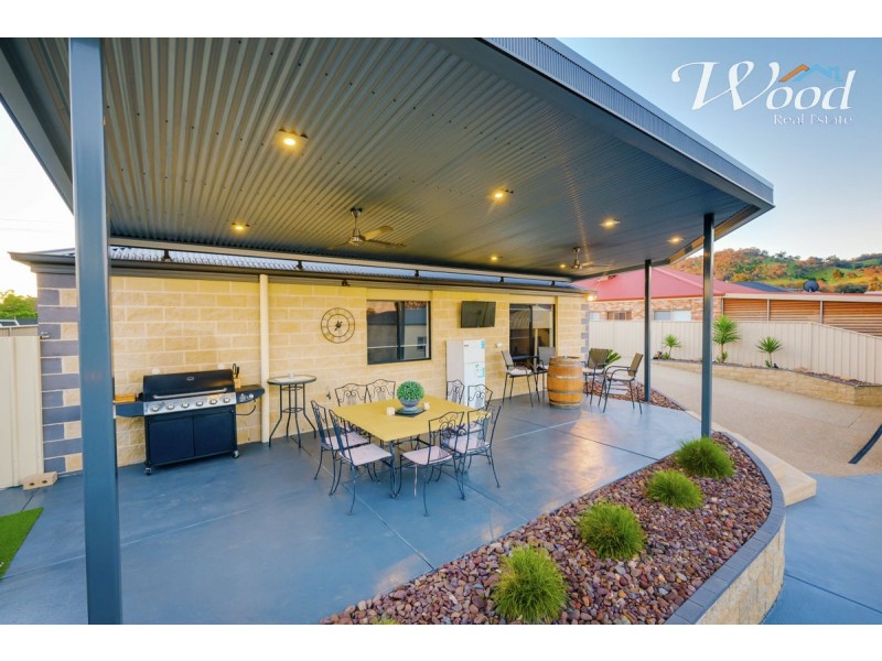 570 Nagle Road, Lavington NSW 2641