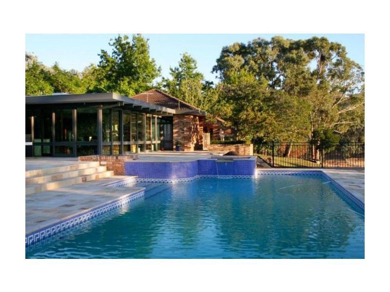 21 Abbott Drive, Albury NSW 2640