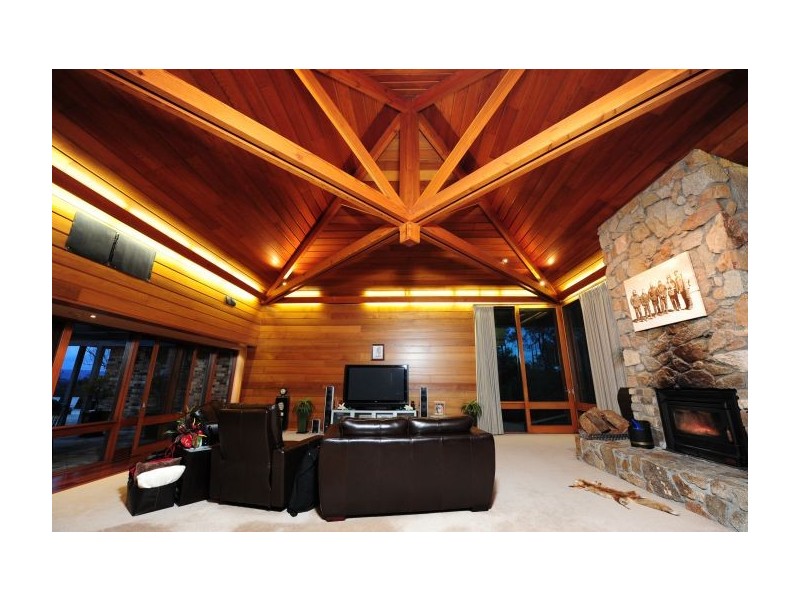 21 Abbott Drive, Albury NSW 2640