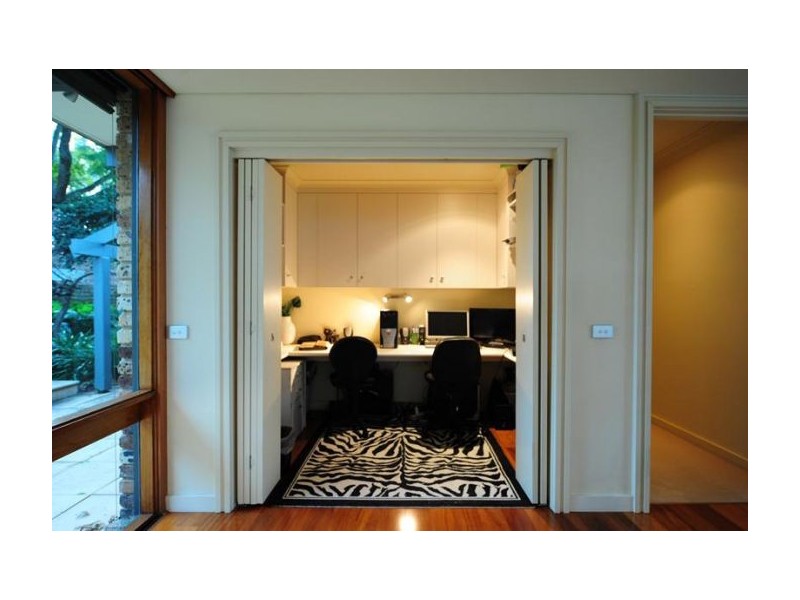 21 Abbott Drive, Albury NSW 2640