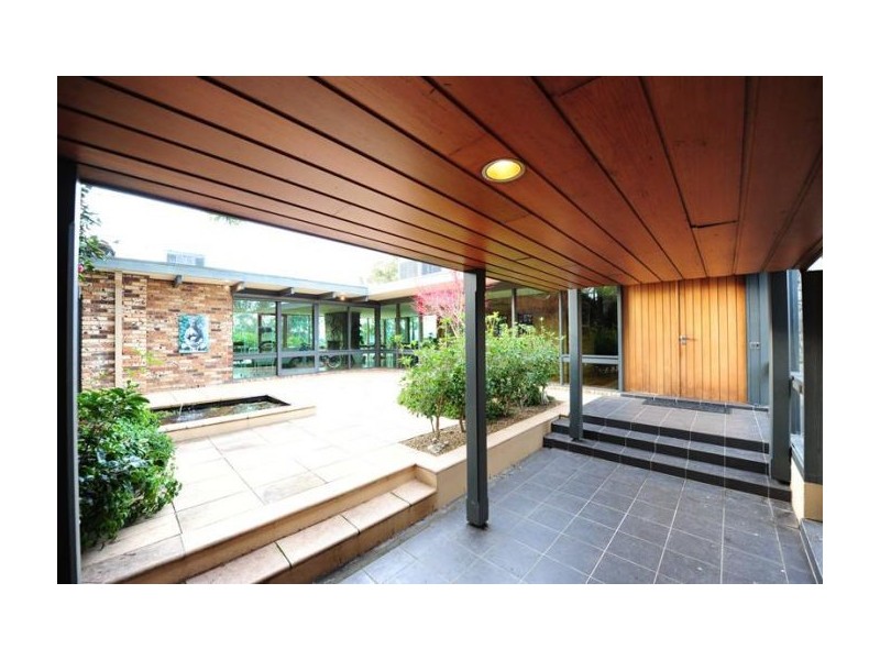 21 Abbott Drive, Albury NSW 2640