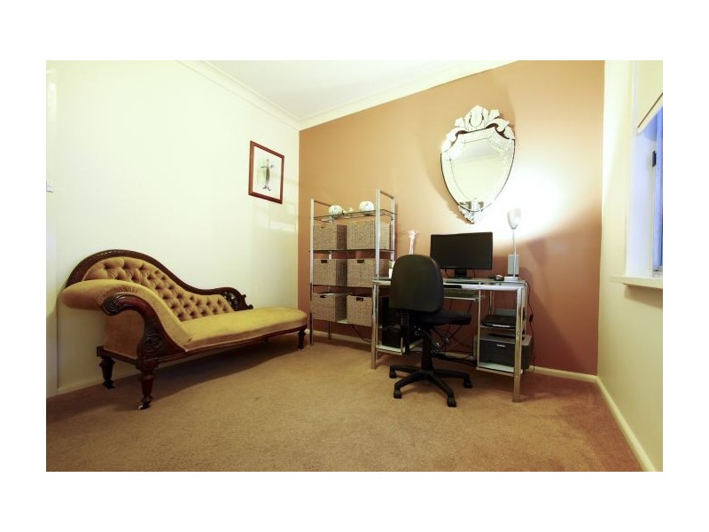 399 Kotthoff Street, Lavington NSW 2641