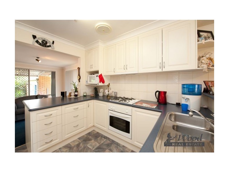 566 Cattlin Avenue, North Albury NSW 2640