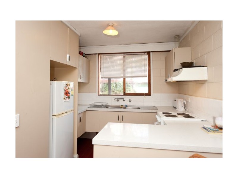 6/521 Margaret St, Lavington NSW 2641