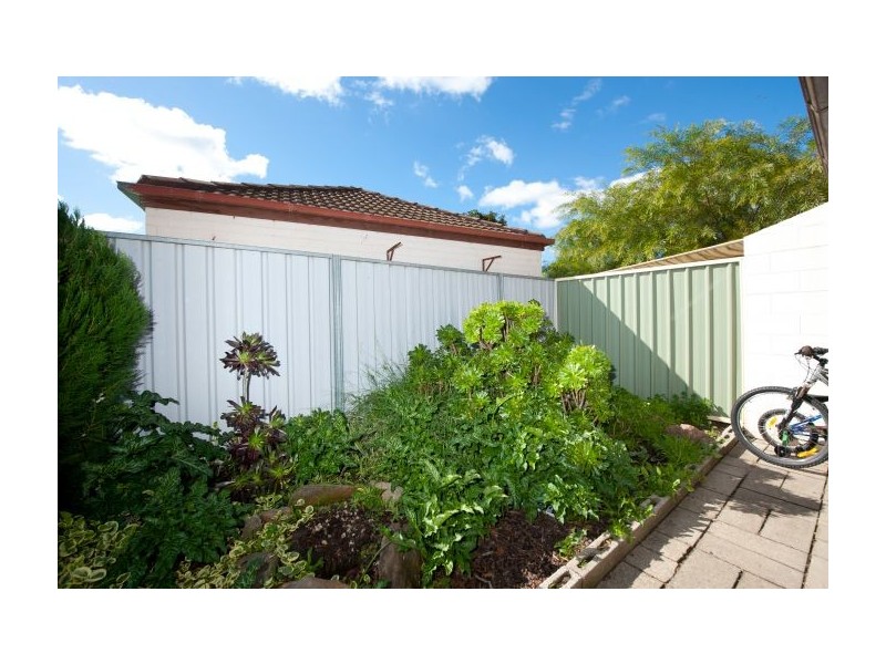 6/521 Margaret St, Lavington NSW 2641