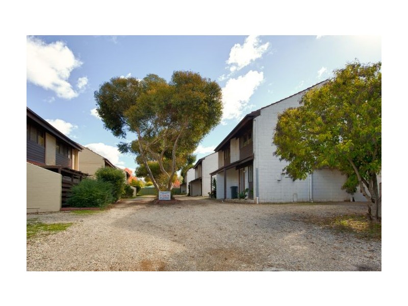 6/521 Margaret St, Lavington NSW 2641