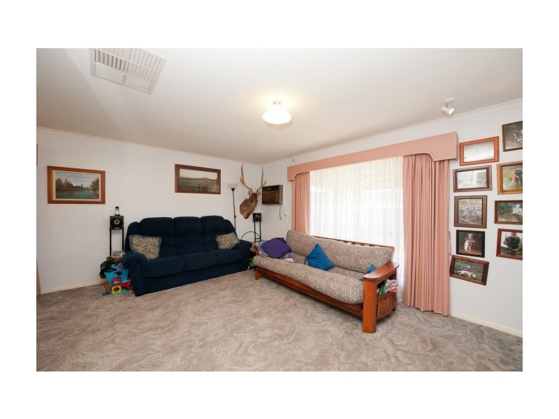 637 Storey Street, Springdale Heights NSW 2641