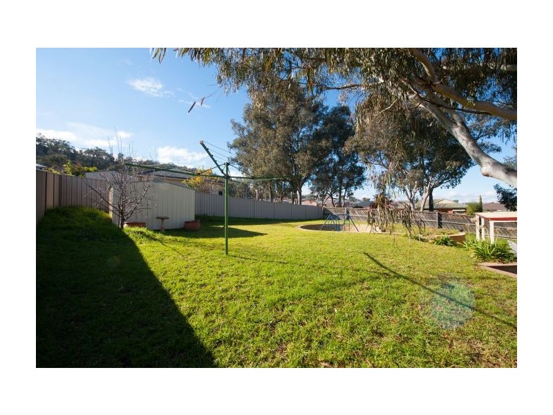 8 Caspers Lane (Norris Park), Lavington NSW 2641