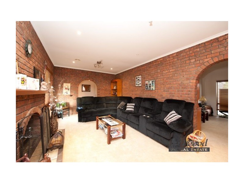 71 Buronga Dve, Lavington NSW 2641