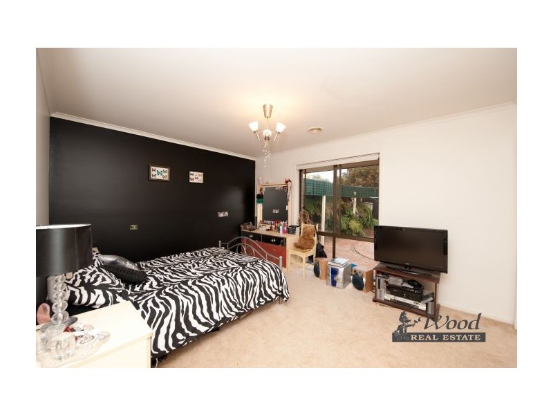 71 Buronga Dve, Lavington NSW 2641