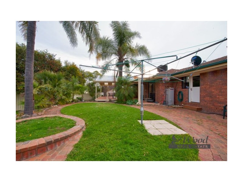 71 Buronga Dve, Lavington NSW 2641