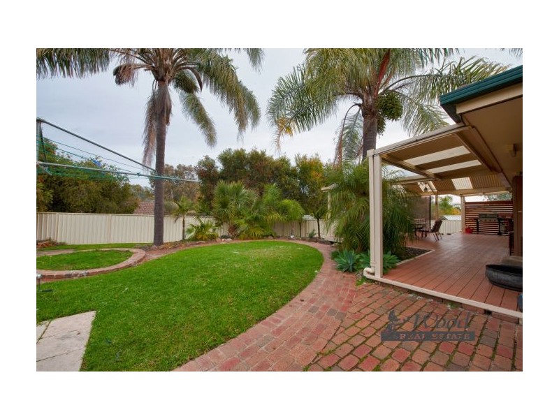 71 Buronga Dve, Lavington NSW 2641