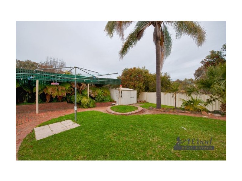71 Buronga Dve, Lavington NSW 2641