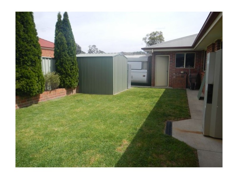 21 The Dale, Thurgoona NSW 2640