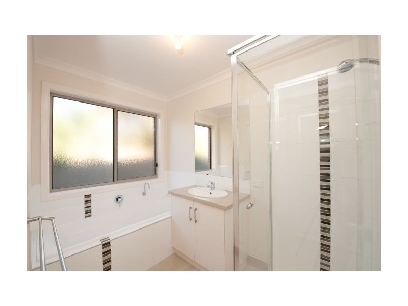 141 Benyon St, East Albury NSW 2640