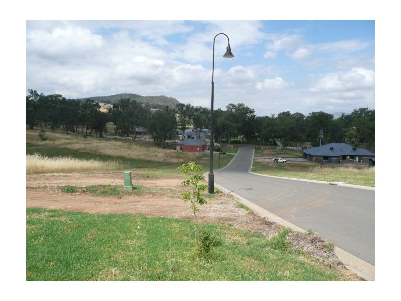 Lot 4 Abbotts Drive, Lavington NSW 2641