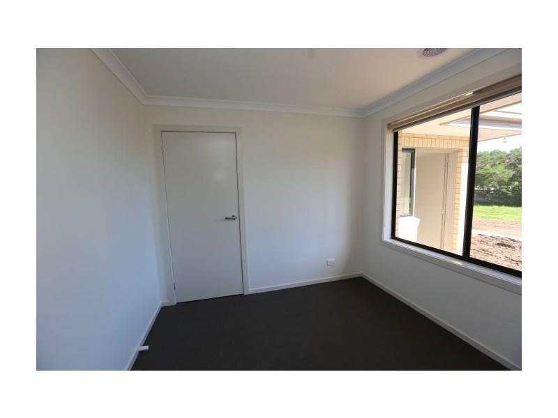 648 Centaur Rd, Lavington NSW 2641