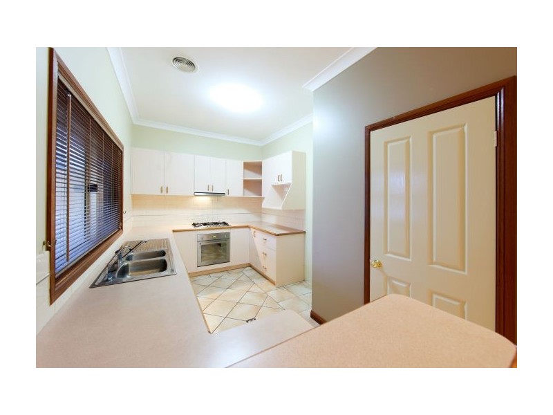 571 Mair St, Lavington NSW 2641